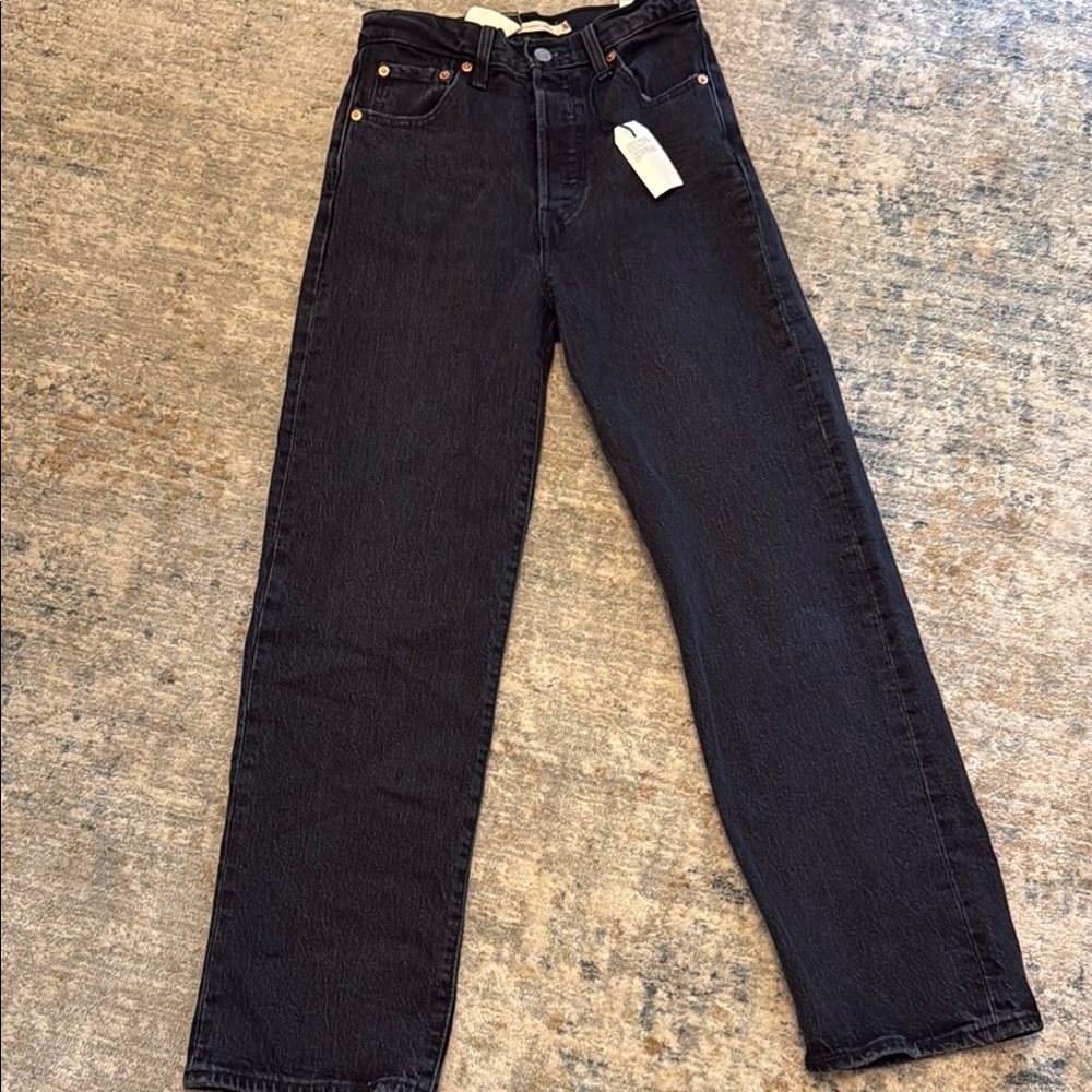 Levi’s Ribcage Straight Ankle Jeans